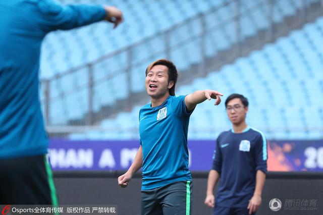 啊轻点灬大巴太粗太长了小熊