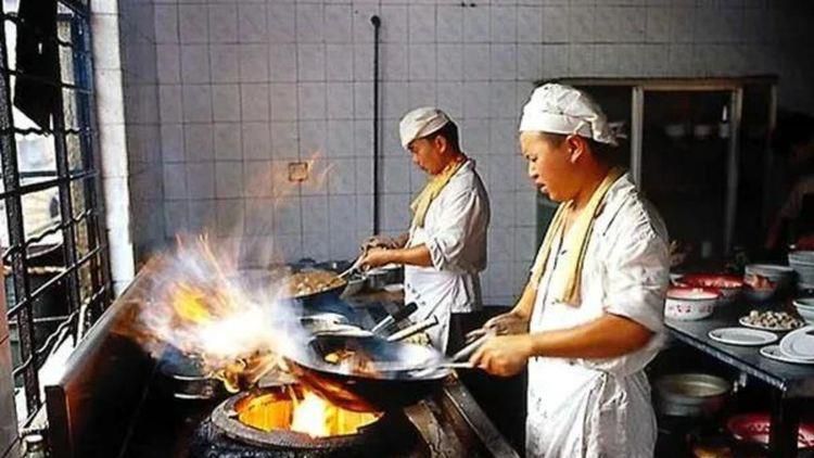 午夜在线播放免费人成无